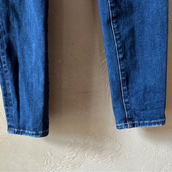 American Eagle Jeans - Picture 5 of 8